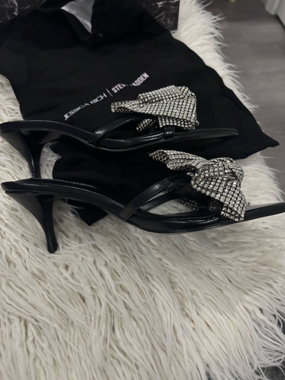 (NWT) Jessica Rich/Steve Madden Crystal Bow Slide Heels - Picture 6 of 9